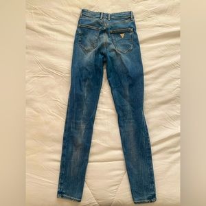Guess sparkly blue jeans 💙